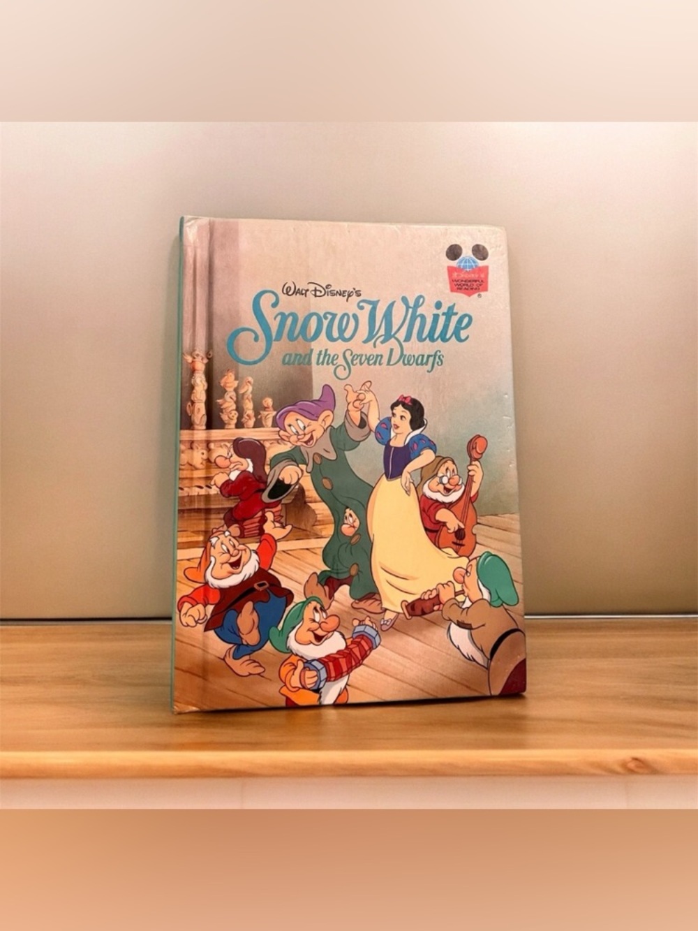 Walt Disney's Wonderful World of Reading Snow White & 7 Dwarfs Book 1994 Sleepy